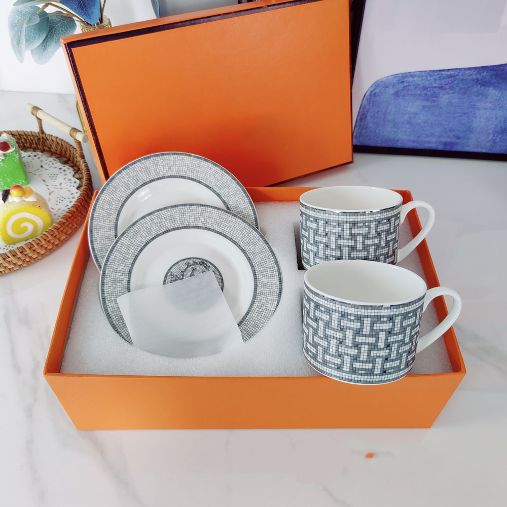 Zhi H Home Fashion Cup Set European Afternoon Set, Black Tea Cup, Coffee Cups, 2 Dishes Gift Box