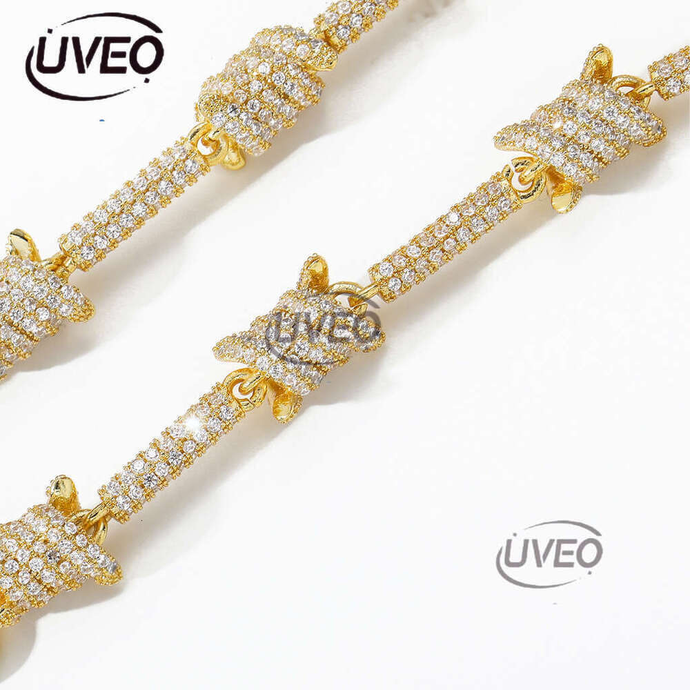 Luxury hip hop Cuban chain front, back filled with ice out VVS Moissanite bracelets for men and women Free delivery