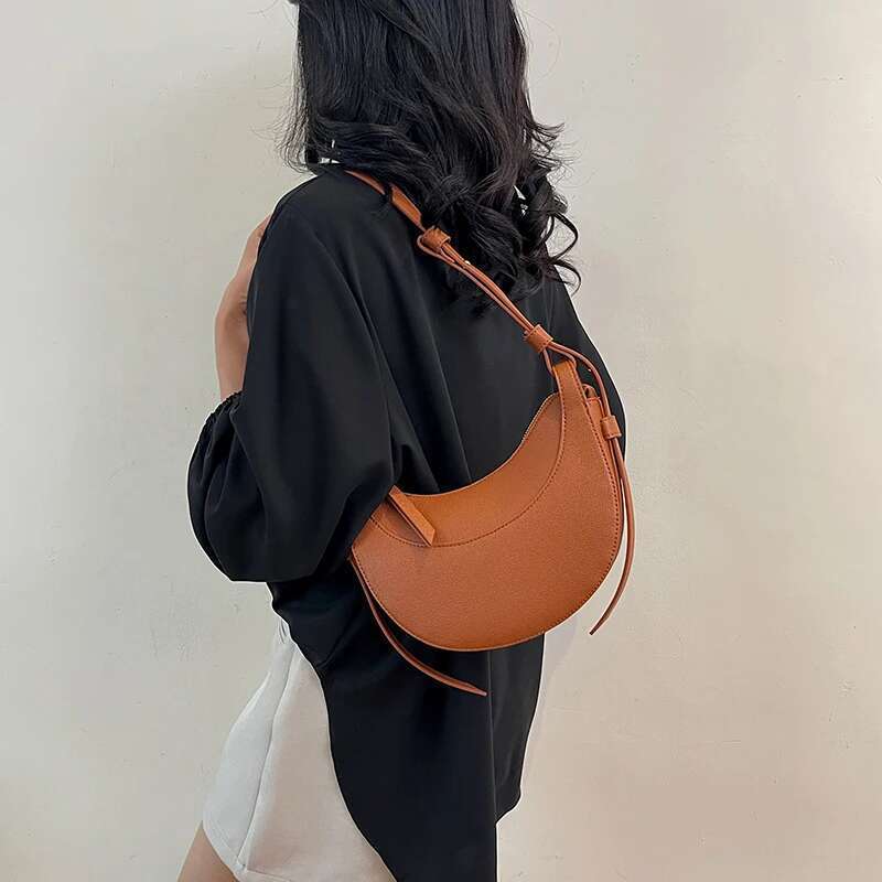 French Niche Elegant Women's Trendy Designer Crescent Bag Ladies Single Shoulder Handbag Messenger Bags for Women Designer Half Moon Smooth Shoul