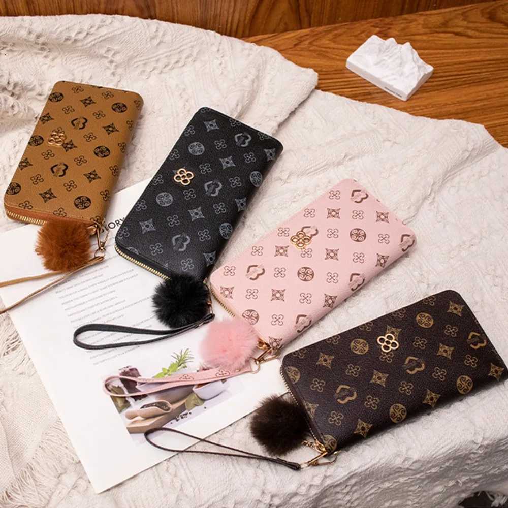 PU Leather Women Long Wallet Fluffy Ball and Printed Decoration Portable Long Clutch Bag Large Capacity Lady Card Holder WomenW251119