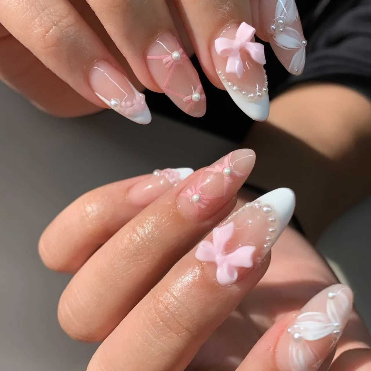 24Pcs Mid-length Almond Press on Nails with Flower Shiny Powder Design Fake Nail Detachable Finished Full Cover False Nails TipsT251118T251119