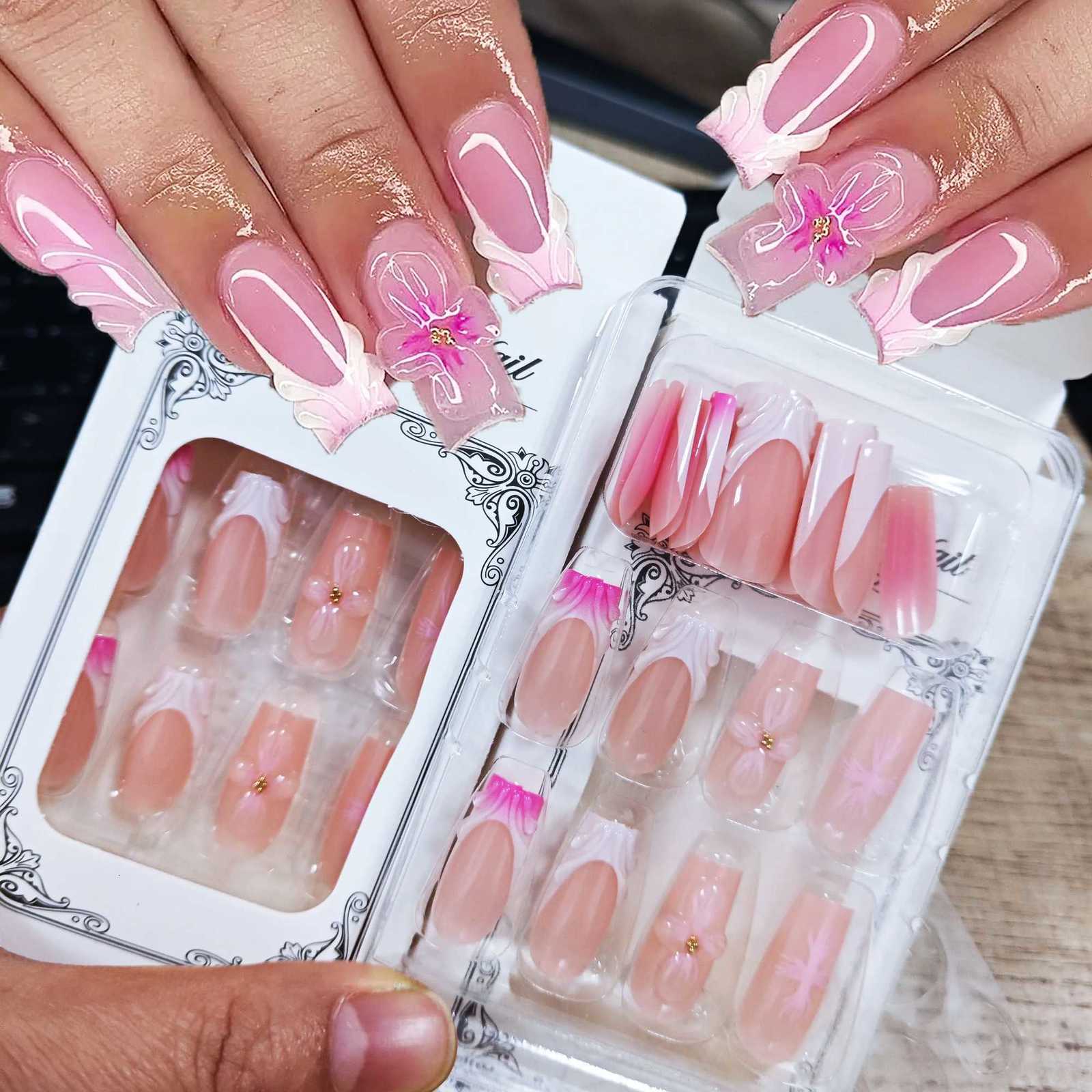 24Pcs/boxed Gradient Pink Flowers Fake Nails With 3D Carving Blossom Flowers Press On Nails Christmas Wearable False Nail SetsT251118T251119