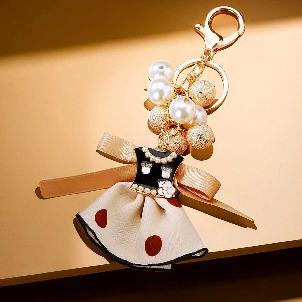 Luxury Jewelry Designer Trend Jewelry Bow Knot Pearl Car Keychain Cute Female Pendant Keychain Link Creative Gift Y250418