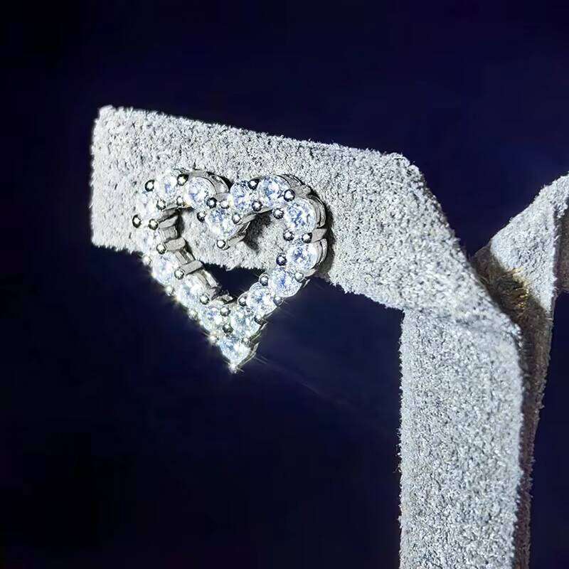 High Quality Casual casual Boutique Jewelry 8A CZ Sterling Sier Heart Hollow Out Stud Earrings for Women