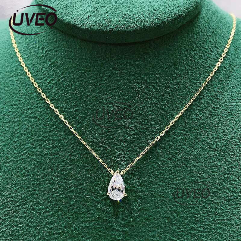 Choucong 2024 Water Drop Pendant Simple Fine Jewelry Real Sterg Sier Pear Cut White Moissanite Dia Gemstones Party Women Gold Earring Gift