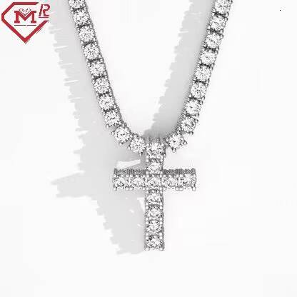 Passed Diamond Tester Moissanite Cross Pendant Hiphop 925 Sterling Silver Iced Cross Custom Moissanite Pendant