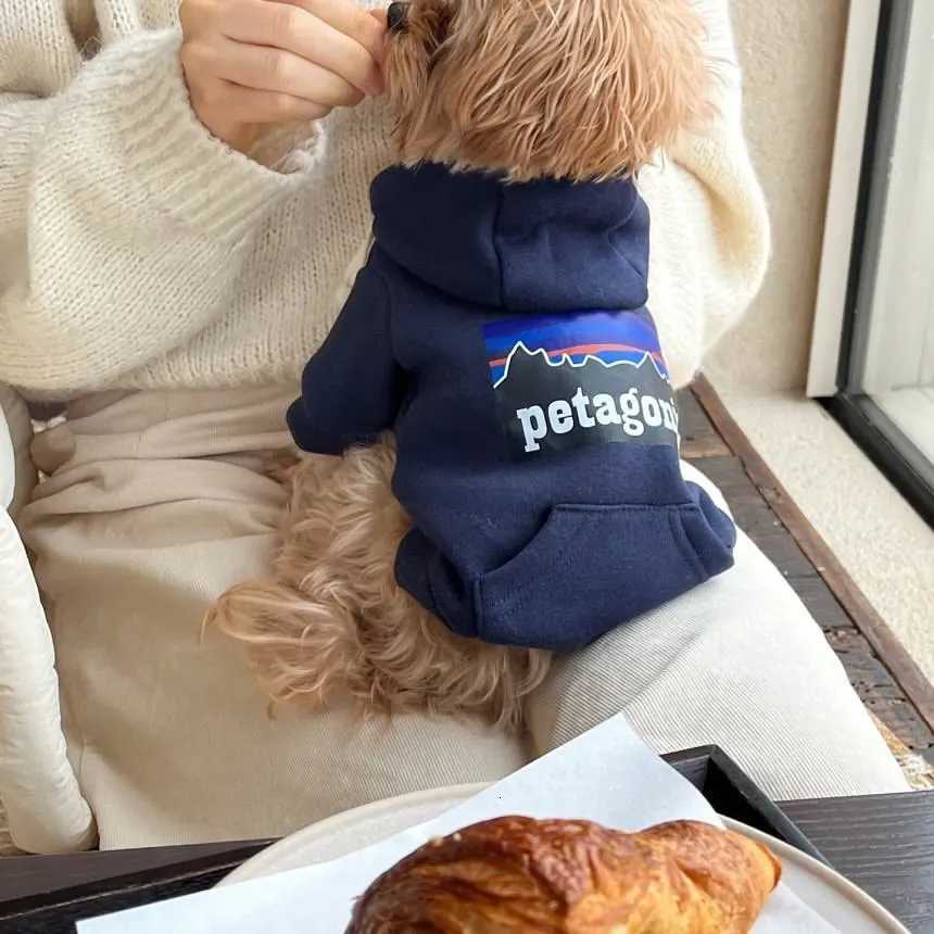 Fashion Dog Hoodie Winter Warm Cat Dog Clothes Soft Sweatshirt Small Medium Dogs Coat Cold Weather Pet Clothing ChihuahuaM251119