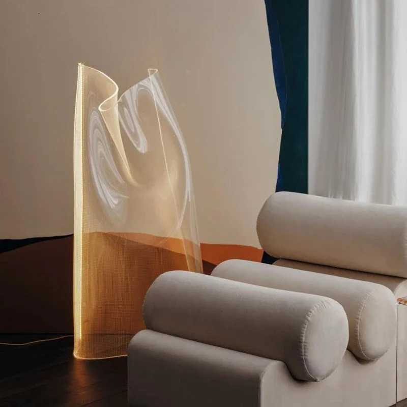 Nordic Acrylic Led Floor Lamp Ins Art Atmosphere Stand Lamp Postmodern Design Sense Led Light Guide Sofa Side Floor Lights M251119