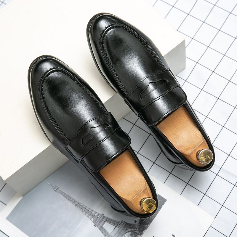 Free shipping Designer Dress Shoes 2025 New Simple Fashion Dress Leather Shoes for Men Versatile Men Casual Mens Shoes brown