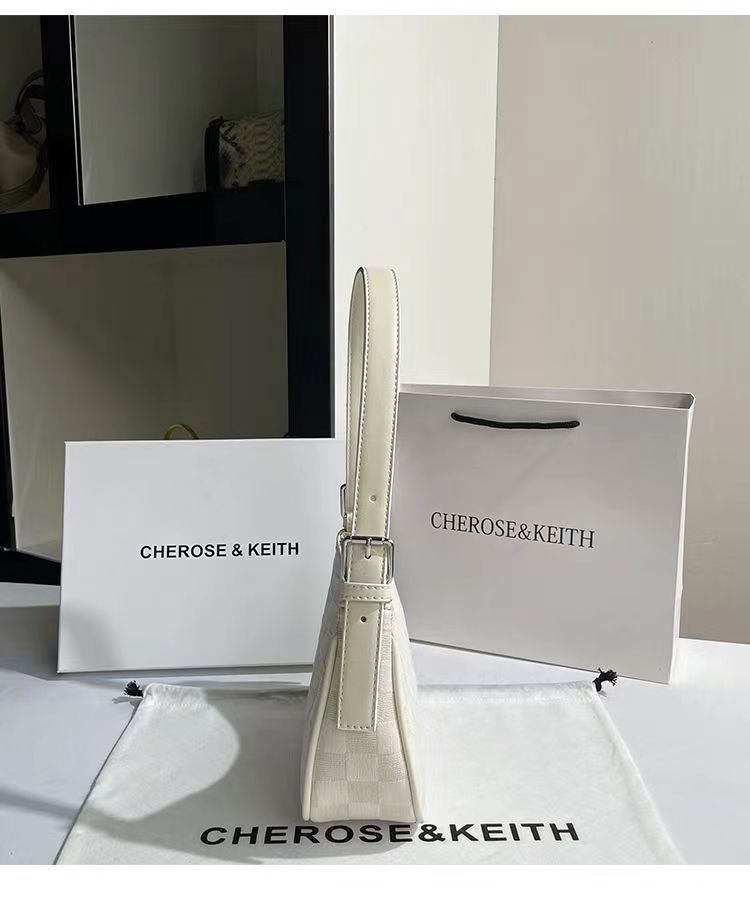 2025 New Niche Cream Crescent Bag for Women: High - end Baguette Shoulder and Underarm Bag for Autumn and Winter