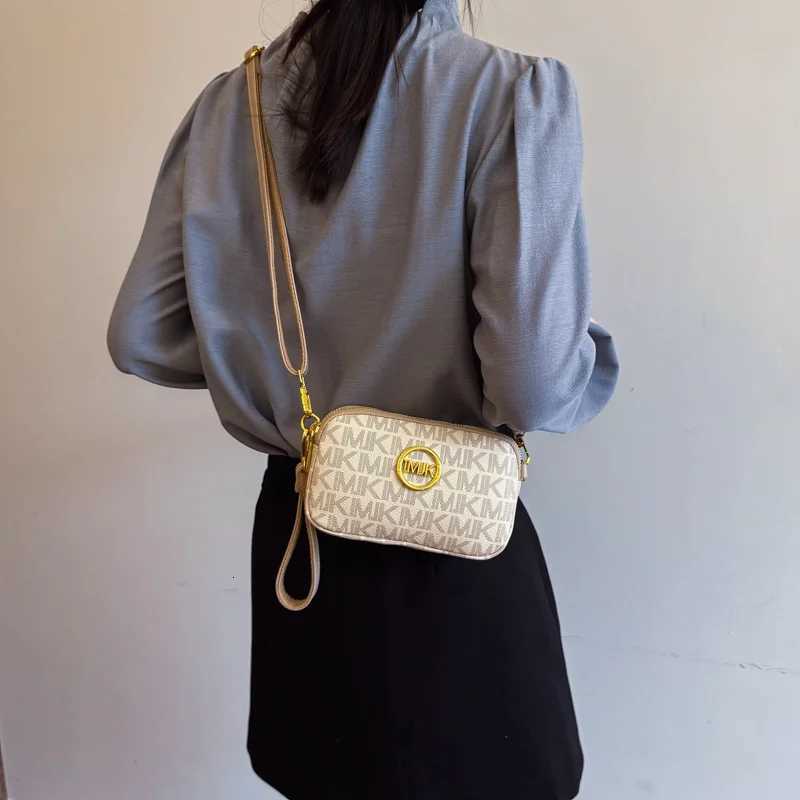 Designer New Fashion Shoulder Crossbody Bag High End Minimalist Luxury Phone Purse Women Commuter Square Bag PremiumW251119