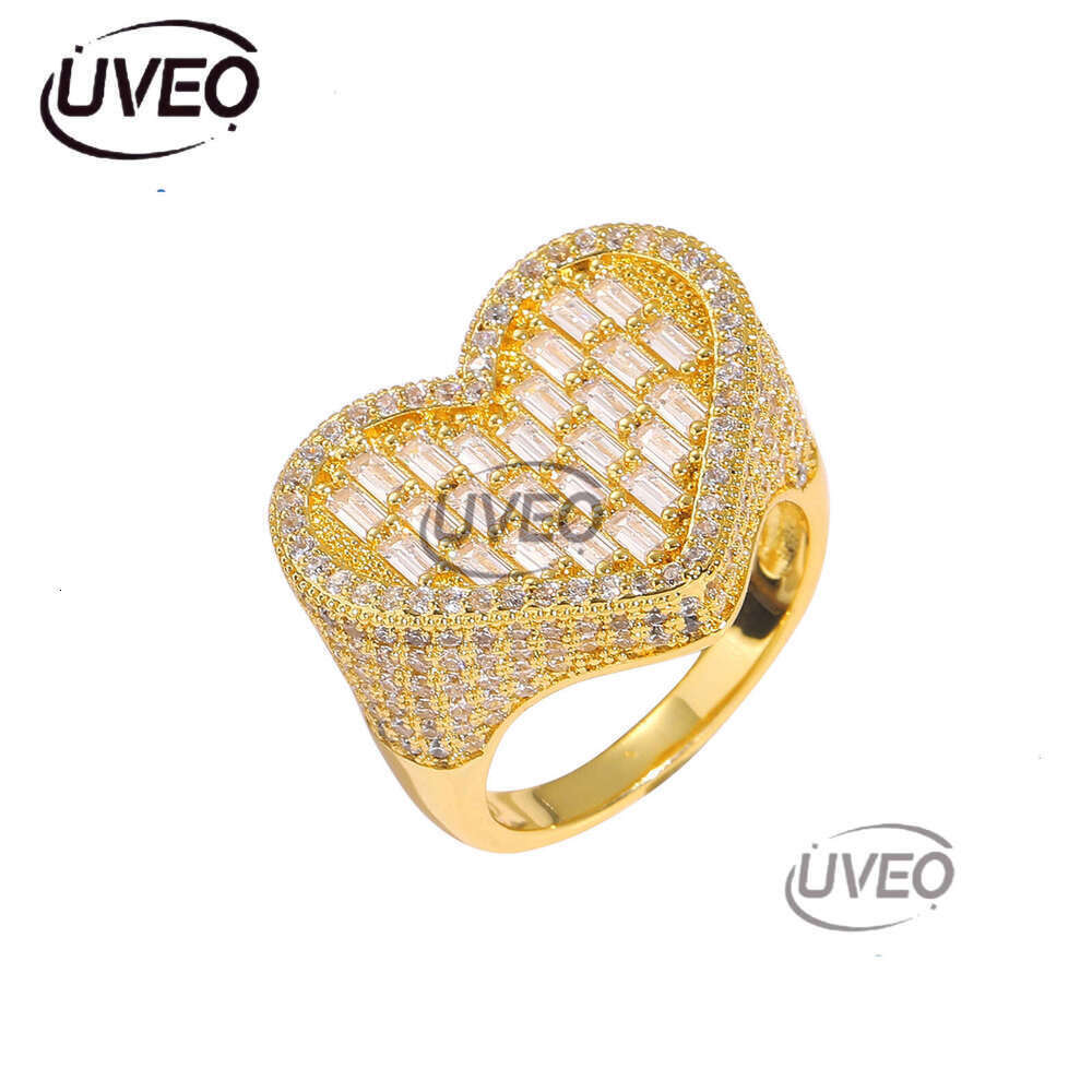 Luxury designer Ice out VVS Moissanite, heart-shaped hip hop rings for men and women