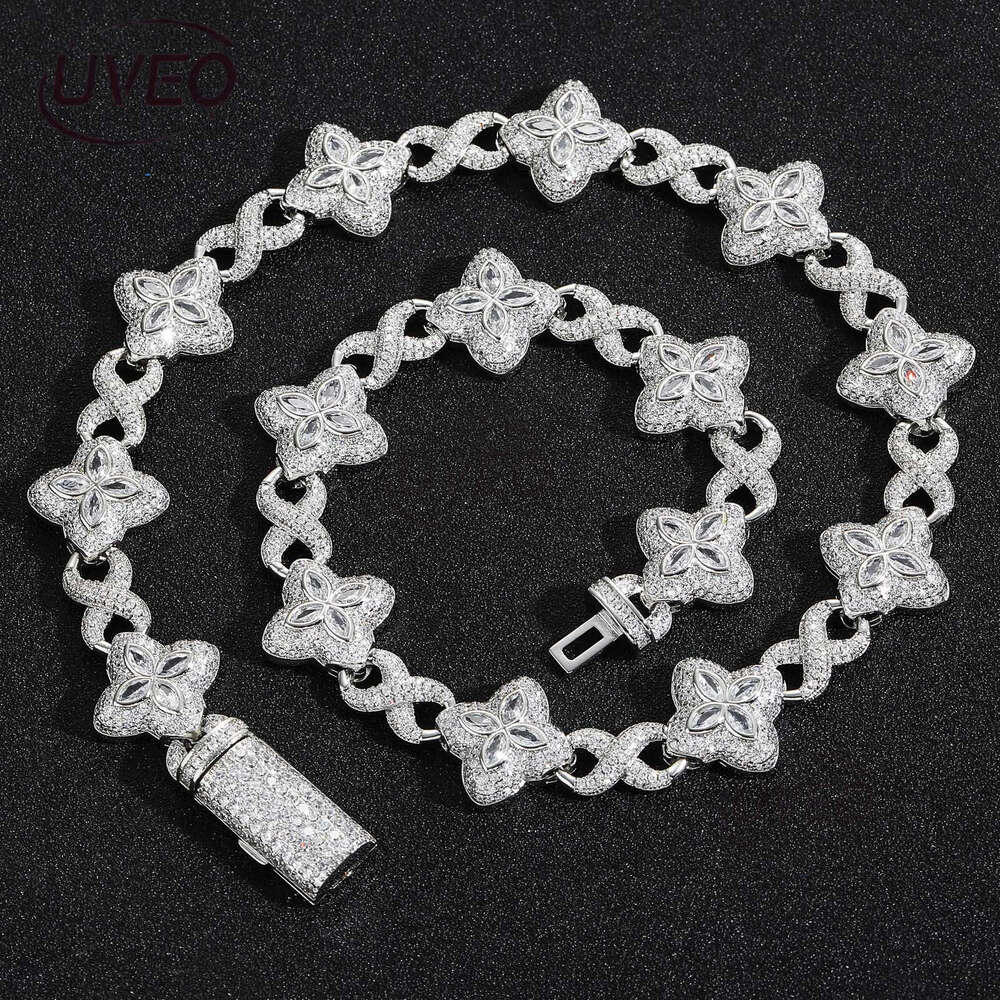 Hip hop infinite clover necklace, stylish, cool, handsome, personalized, high-end, 5A ice out VVS Moissanite men's and women's accessories F