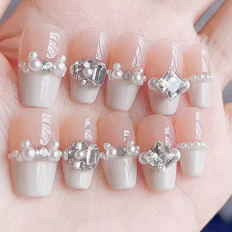 10Pcs Luxury Handmade Press On Nails Nude Fake Nail With Pearl Diamonds Design French Full Cover On Nails For Women And GirlsT251118T251119