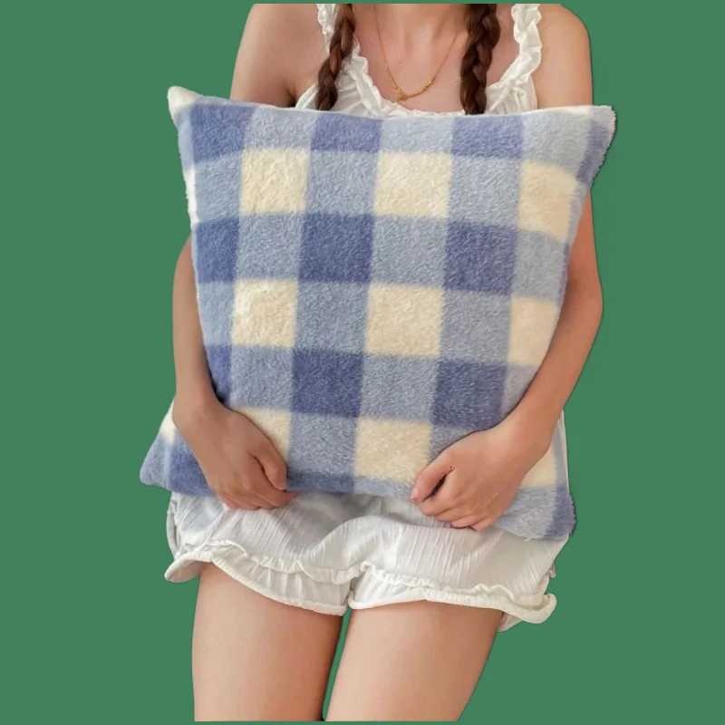 2025 A sheep wool throw cartoon small fresh throw living room bedroom 45x45cmM251119