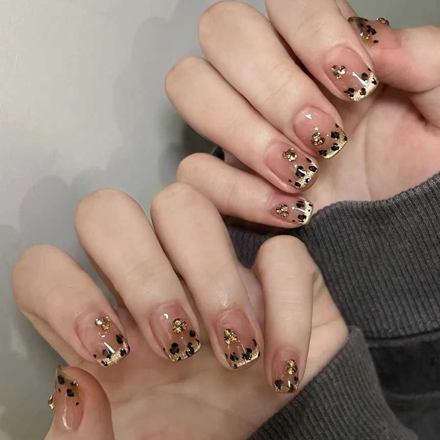 24pcs Colorful Square Press on Nails Gradient False Nails Simple Wearable Stick-on Nails Fake Nail UasT251118T251119