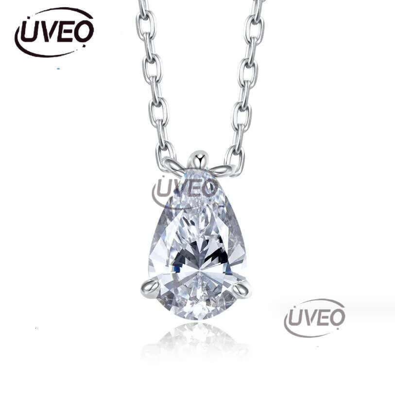 Choucong 2024 Water Drop Pendant Simple Fine Jewelry Real Sterg Sier Pear Cut White Moissanite Dia Gemstones Party Women Gold Earring Gift