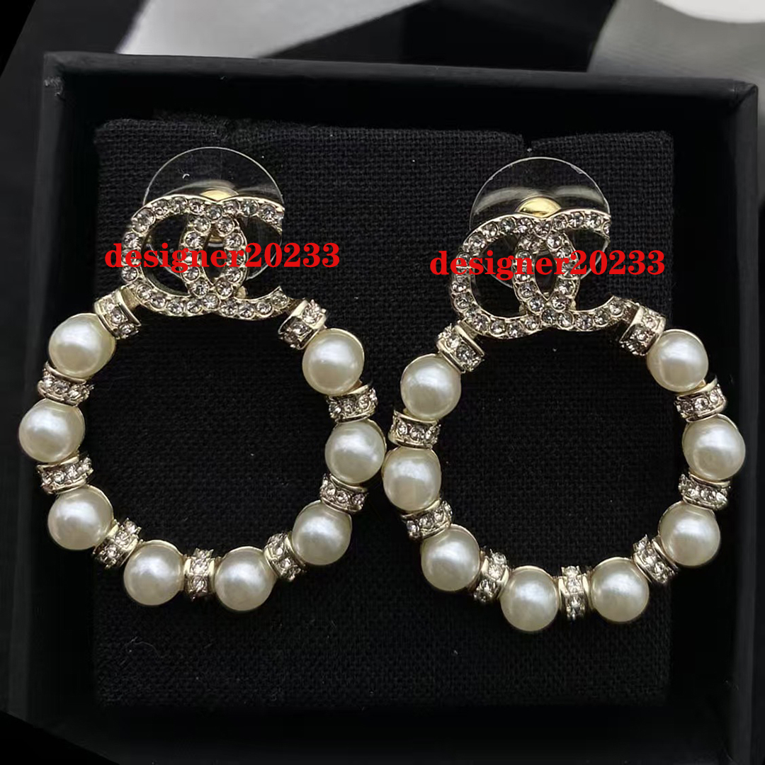 12A designer earrings Luxury earrings letters solid color design diamonds high quality Christmas gift jewelry hundred fashion earrings very nice