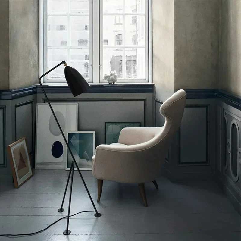 Denmark Designer Grasshopper Black White Floor Lamps for Living Room Studio Tripod Lambader Standing Lamp Stand Light M251119