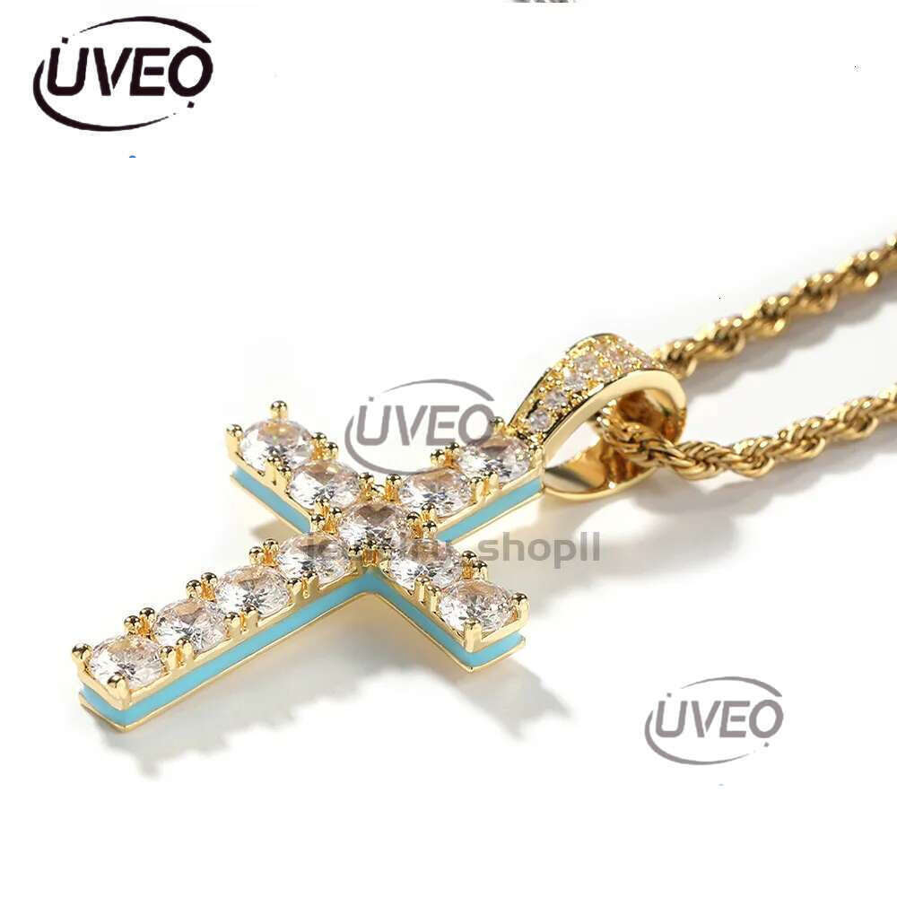 New Cross Personalized Side Glow Set Pendant Necklace Cuban Chain Hip Hop Personality necklace jewelry Moissanite dia gold Sterg Sier