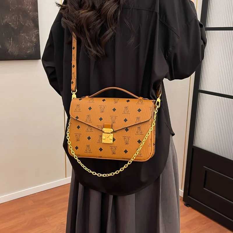 Premium Leather Women Messenger Bag With Gold Hardware Luxury Brand Shoulder Crossbody Bag Fashionable Ladies Designer ToteW251119