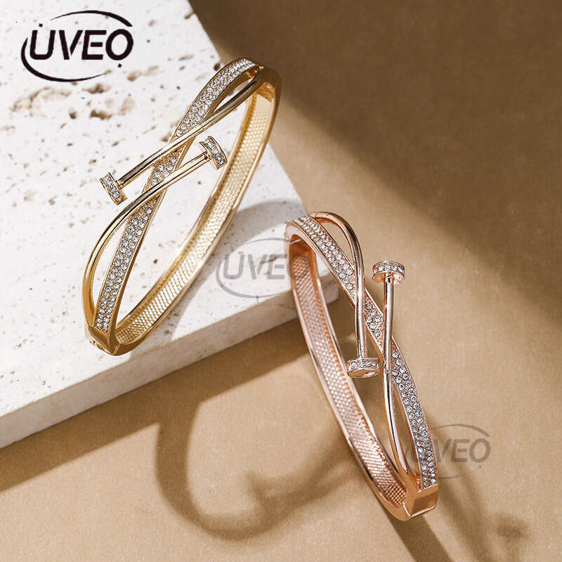 New double pin set ice out VVS Moissanite ring Understatement women's wristband bracelet jewelry Free delivery