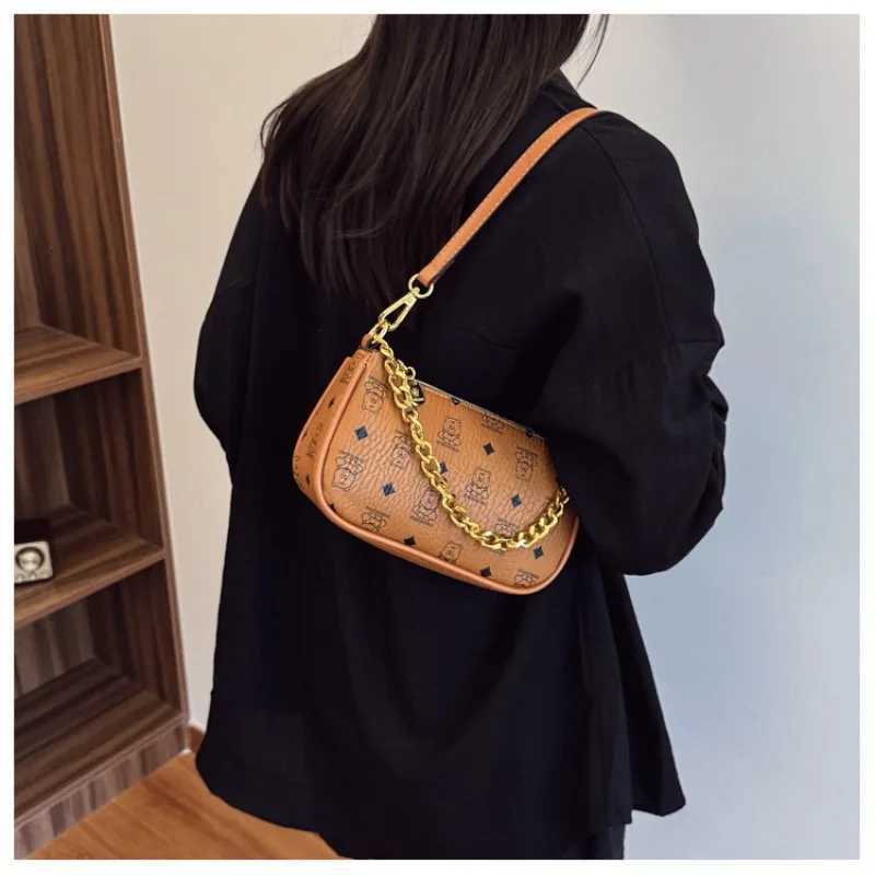 2025 New Vintage Monogram Chain Bag - Womens Small Crossbody/Shoulder Bag Elegant Stylish Premium Leather Handheld PurseW251119
