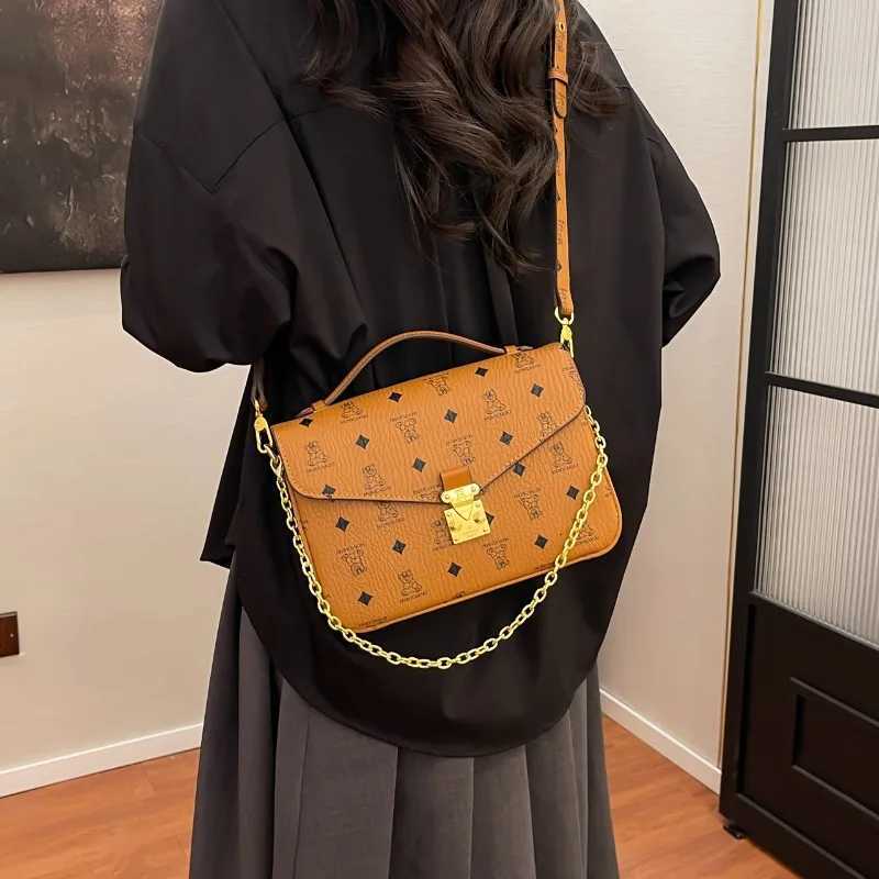 Premium Leather Women Messenger Bag With Gold Hardware Luxury Brand Shoulder Crossbody Bag Fashionable Ladies Designer ToteW251119