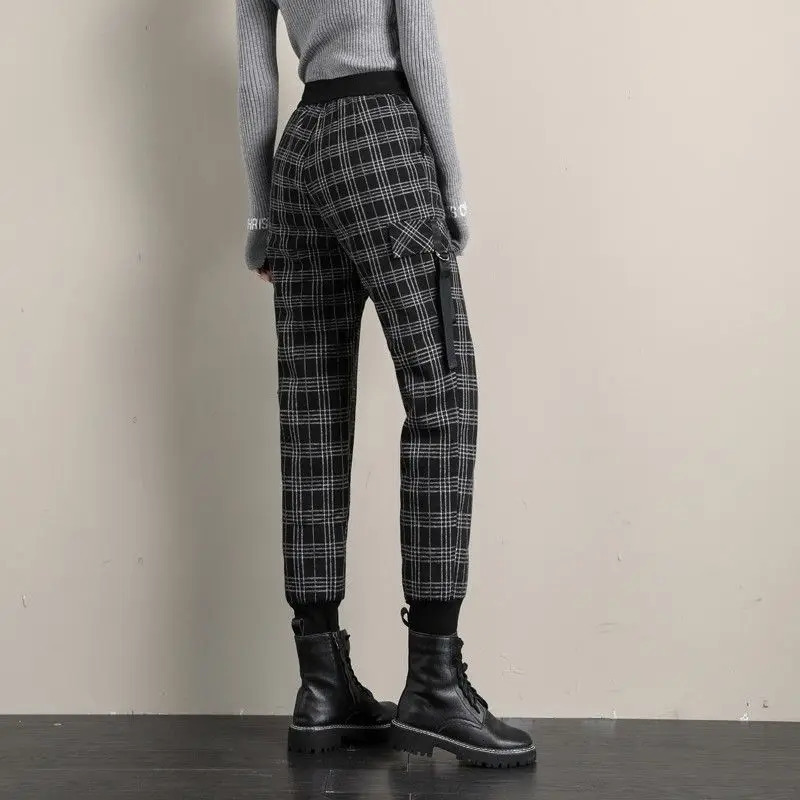 Womens outerwear autumn winter extreme cold in winter. Harbins thick velvet small plaid coat and cotton pants Z260314