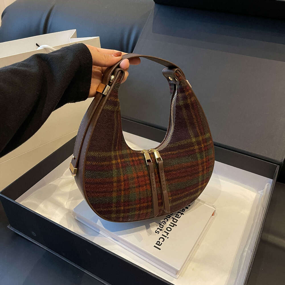 Women's 2025 autumn/winter new woolen small fashionable plaid hand-held crescent premium texture single shoulder armpit bag
