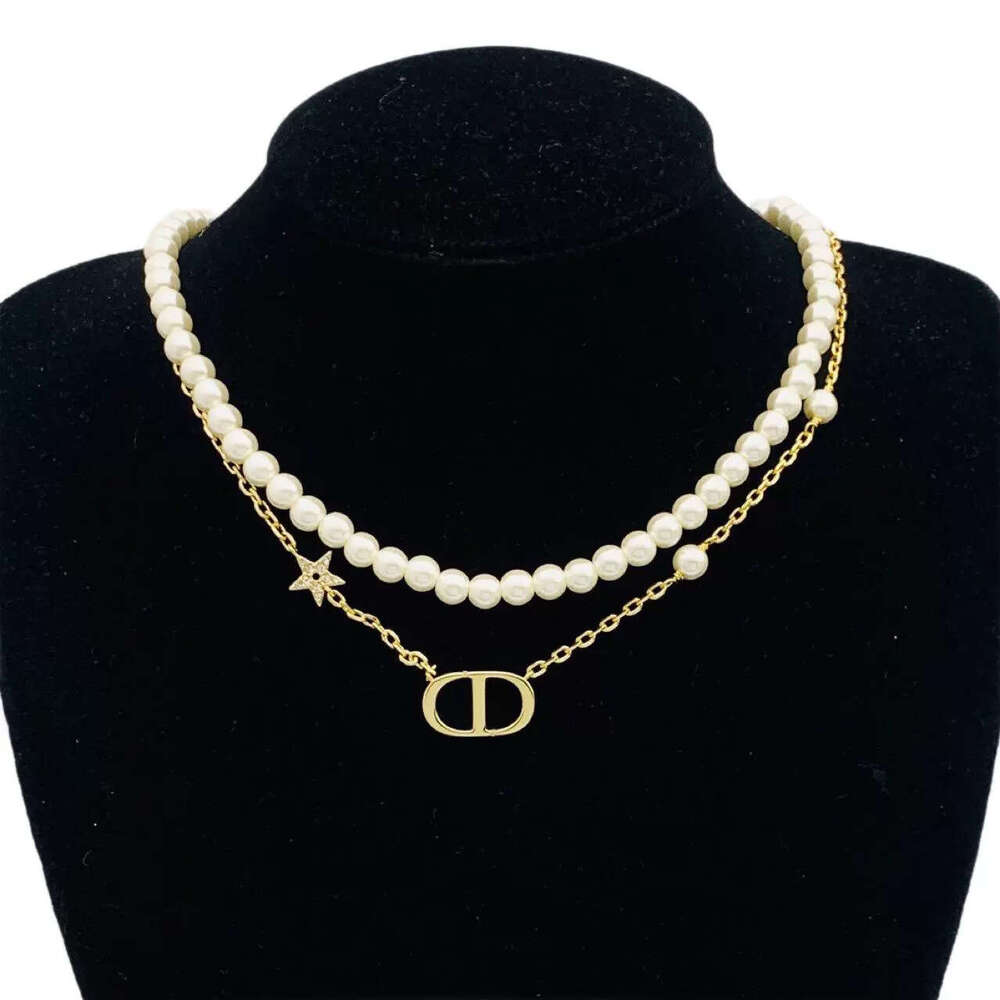 New Diamond-Encrusted Letter Necklace INS Style Small Fragrance Clover Vintage Tassel Collarbone Chain Xiaohongshu Fashion Light