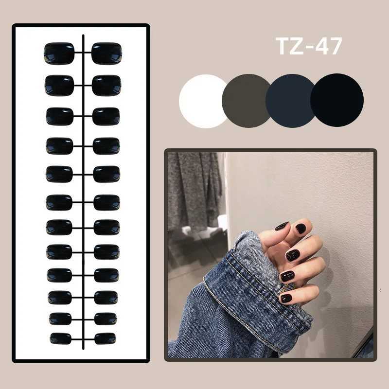 24Pcs Halloween False Nails Ghosts Bats Fake Nails Short Square Press on Nails Full Cover Nail Tips Manicure ToolsT251118T251119