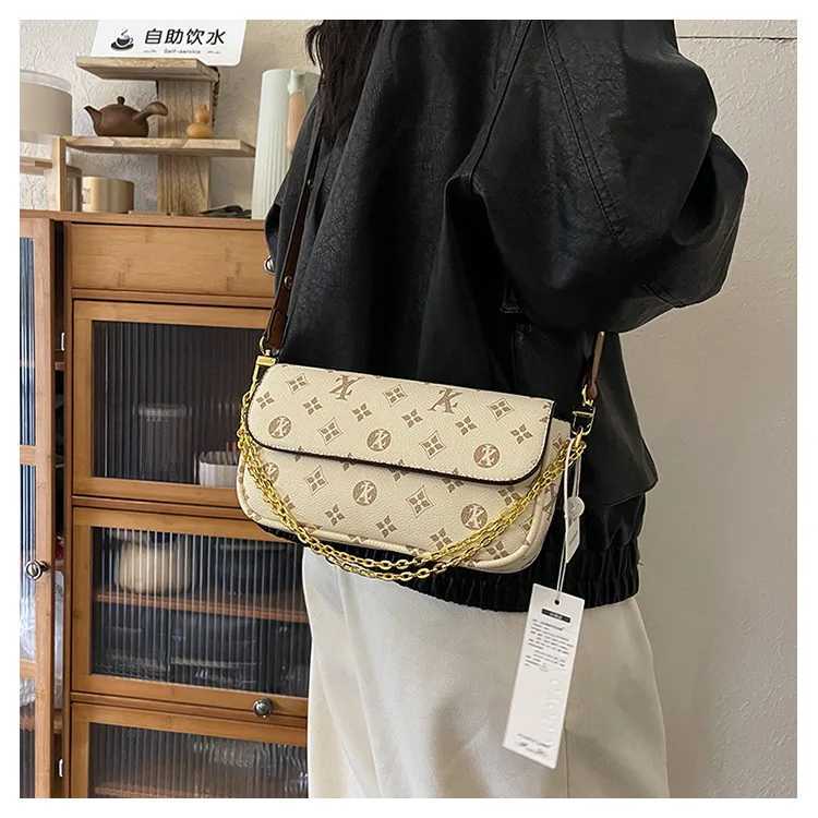 2025 New Retro-Texture Womens Underarm Bag - Fashion Printed Stylish Chain Shoulder/Crossbody Daily Commuter TravelW251119
