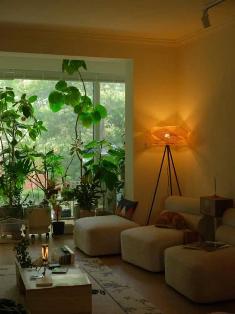 Middle Aged Bamboo Woven Floor Lamp Living Room Lamp Bedroom Bedside Lamp WabiSabi Room Decoration LED Dining Room Pendant Light M251119