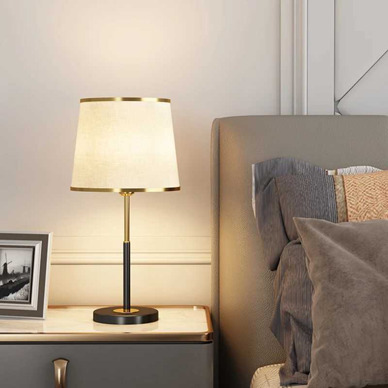 American Living Room Floor Lamp Light Luxury Sofa Edge Lamp Simple Bedroom Bedside Lamp Remote Control Vertical LED Desk Light M251119