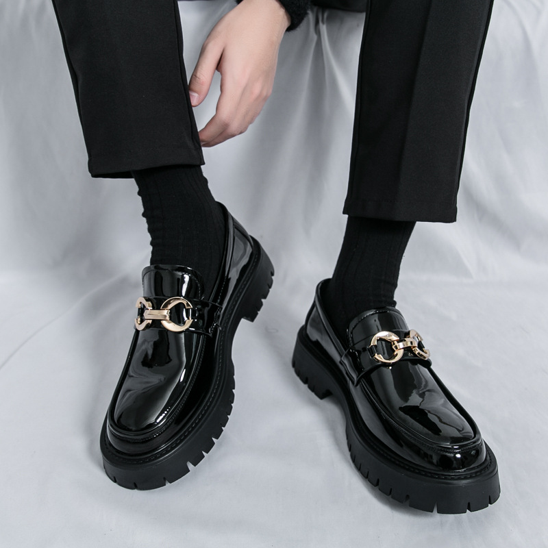 Free shipping Designer Dress Shoes 2025 new business formal mens casual mens shoes with shiny surface height increasing leather shoes white