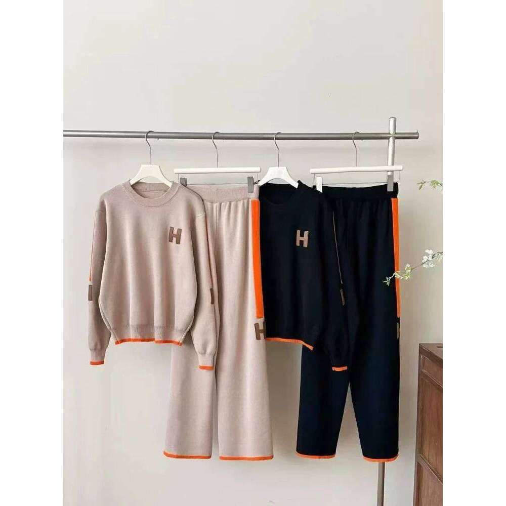 Spring And Autumn Round Neck Long Sleeve Knitted Shirt Top Loose Wide Leg Pants Elegant Women's Two Piece Set