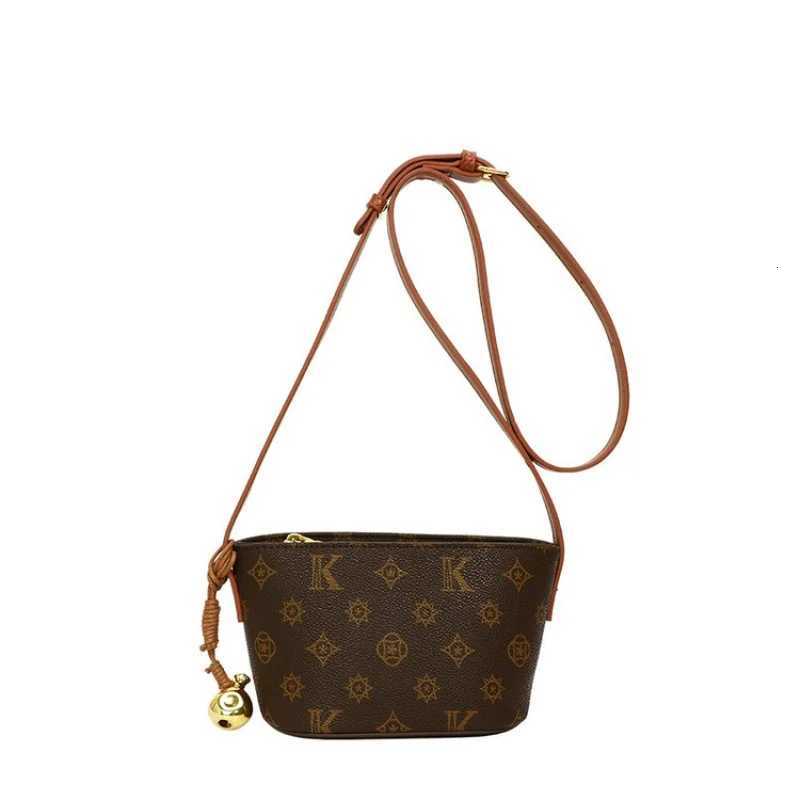 Unique Vintage Leather Messenger Bag Stylish Design Large Capacity For Fashionable Women And Paris ShowW251119