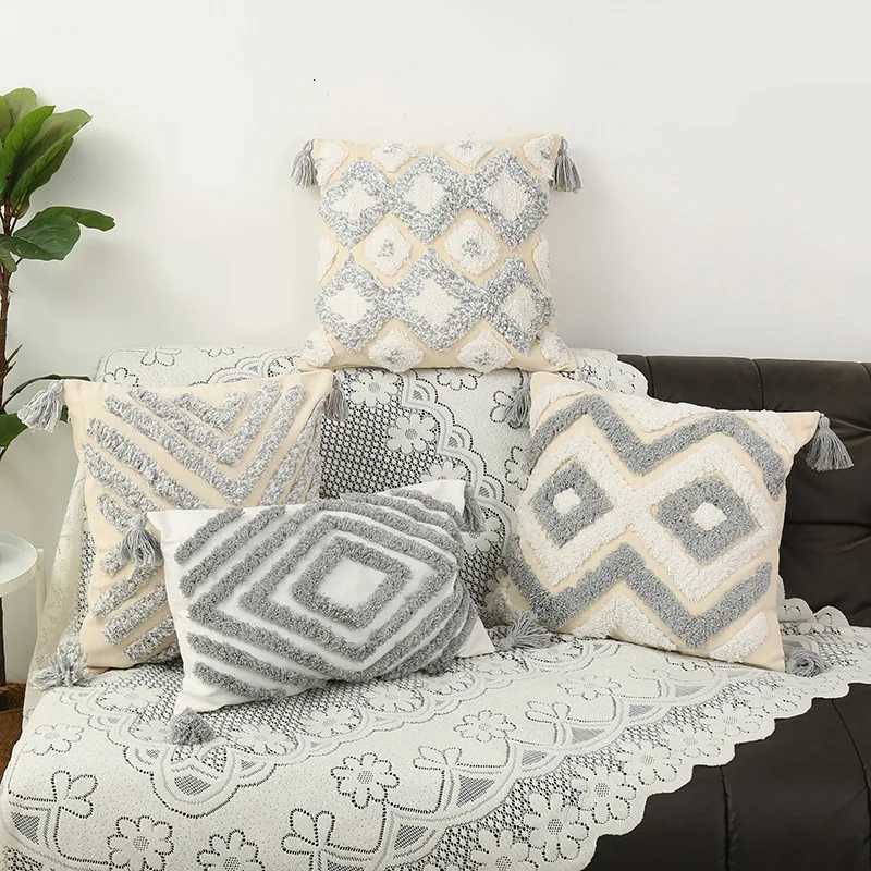 White Grey Boho Decorative Throw Covers Super Soft Woven Tufted Velvet caseM251119