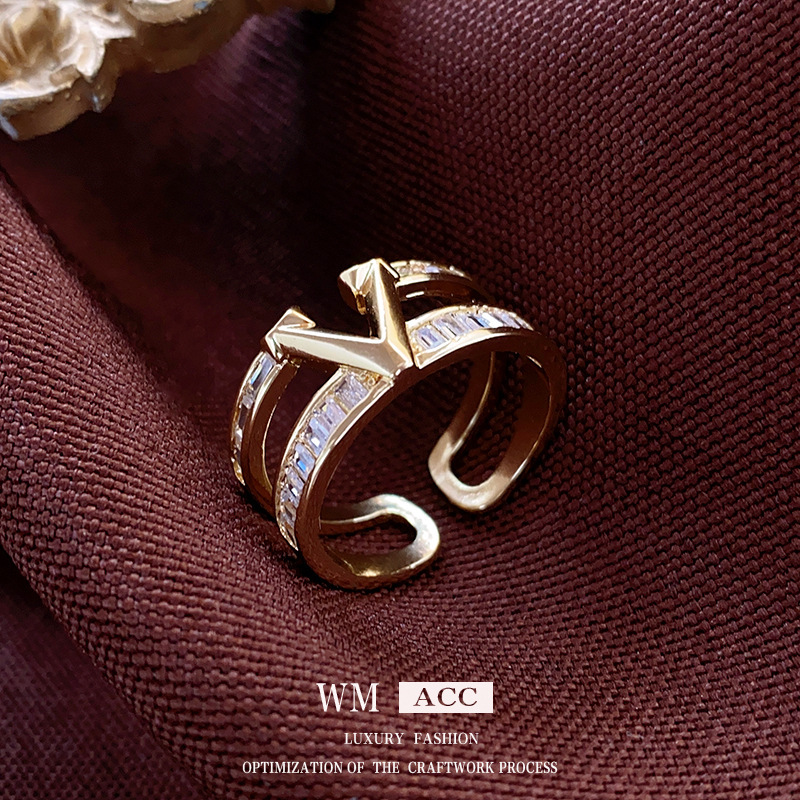 Luxury Brand Designer Jewelry Real Gold Plated Zircon V Letter Double Layer Open Ring Fashion Light Luxury Elegant High-End Sense Ring Niche Hand Jewe