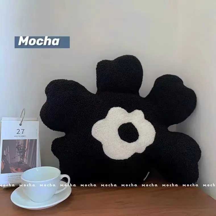 Nordic Cream Style Flower Creative Cushion Flower Sofa Sleep Bed Bedroom Comfort OrnamentsM251119