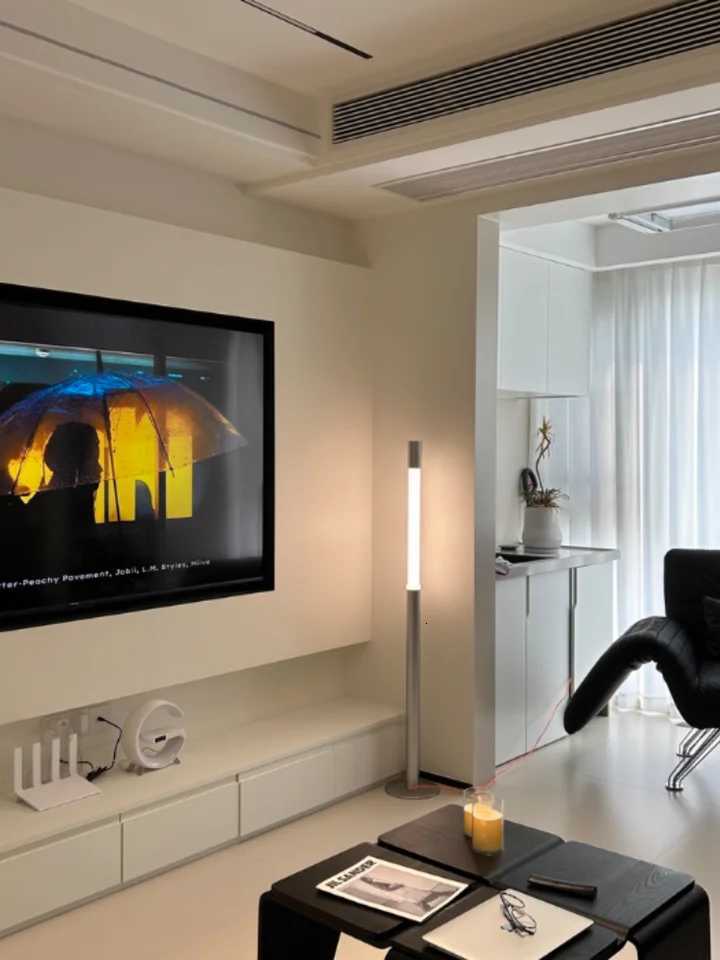 Italian Minimalist Floor Lamp Artistic Sense Sofa Side Decorative Lamp Touch Stretching Vertical Lamp LED Desk Light M251119