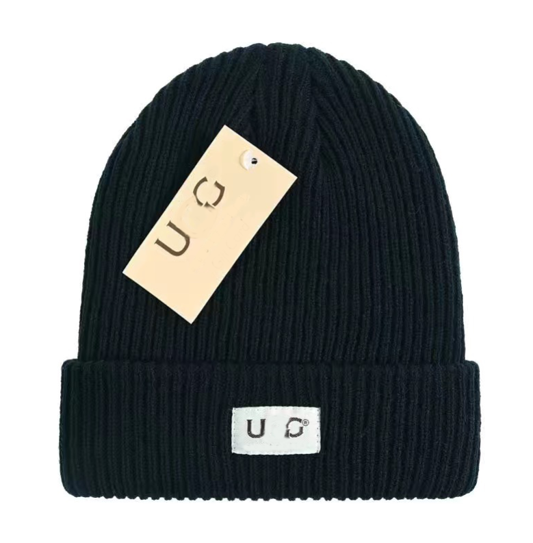 Luxury UG beanie women's fur ball knit hat designer thickened cold hat casquette men's outdoor ski thermal hat Christmas gift