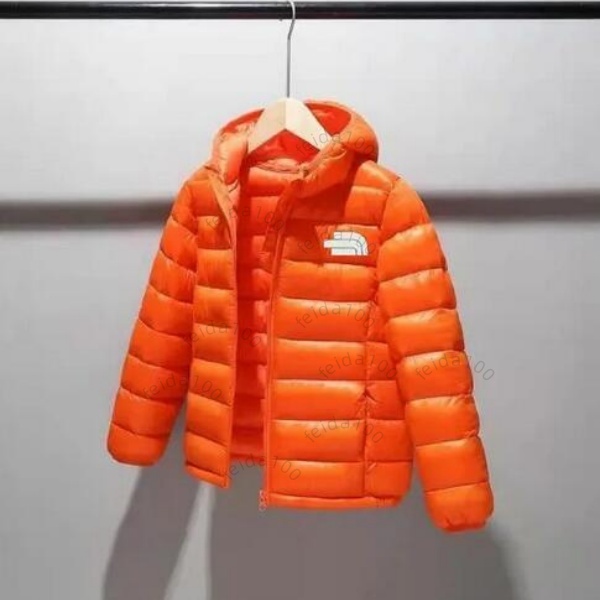 Ultra-Warm Kids Down Jacket Unisex Winter Puffer Coat Thermal-Lock Hooded Waterproof Parka Outerwea Suitable for children aged 8 and above