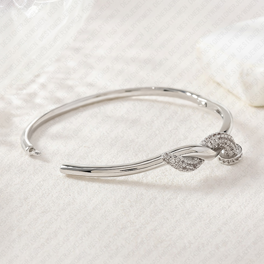 Designer Bracelet Bracelet for Women Snake Style Bangle Diamond Bangles Luxury Jewlery Designer for Women Elegant Timeless Sparkling Gift Premium Excl