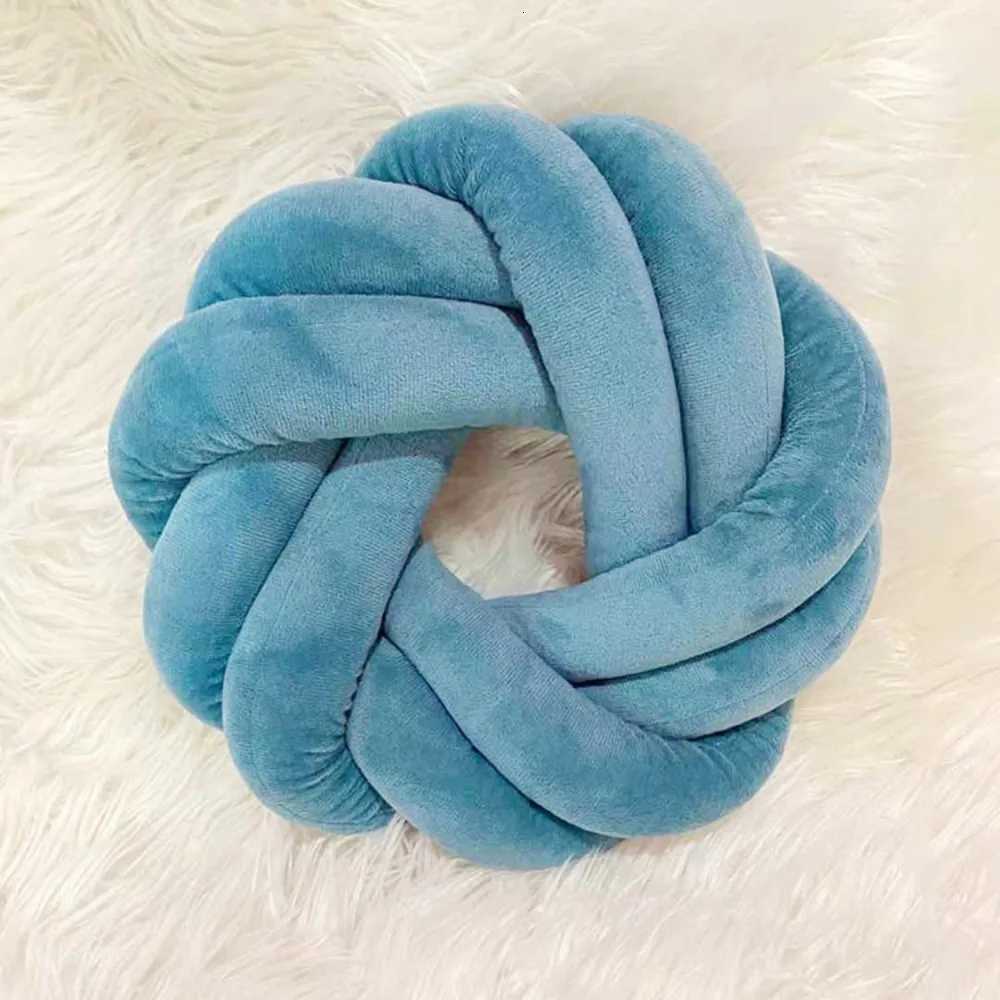 One drop shipping hand-woven round knotted throw sofa hand creative cushion home itemM251119