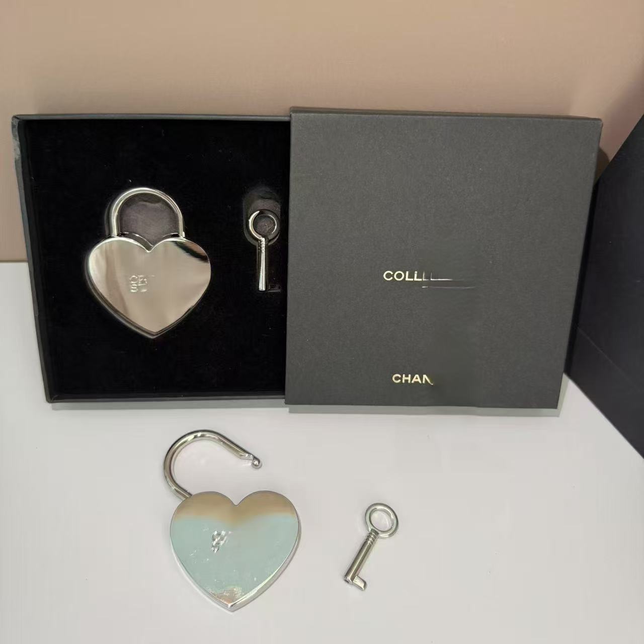 Custom C letter Heart Shape Padlocks Romantic Couples Lock With Key For Travel Wedding Jewelry Box Diary Book Suitcase bag charm