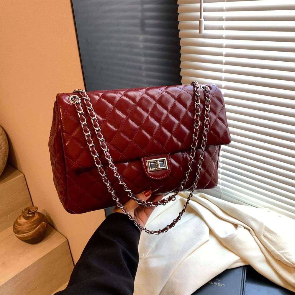 Women's Commuter Large capacity women's shiny face airport Diamond grid chain shoulder Tote bag
