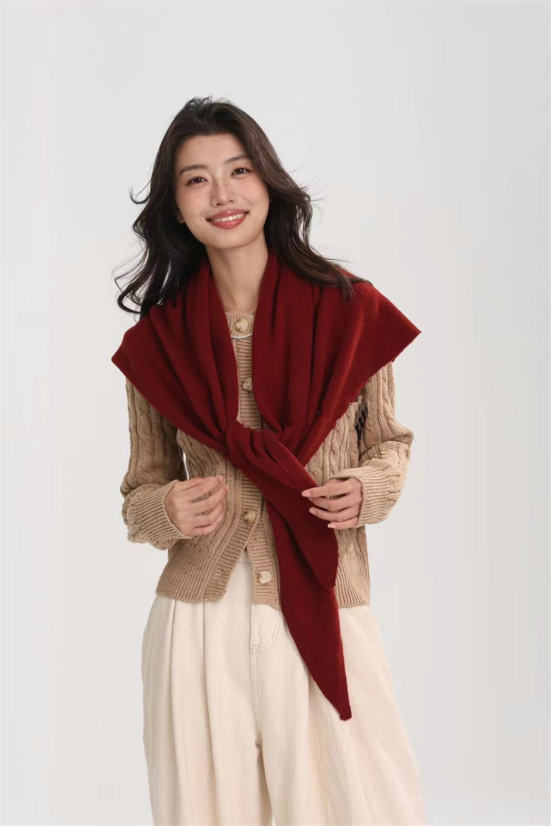 K448 Cross-border new cashmere feel triangle scarf shawl women's Korean version simple outer wear cloak warm scarf long neck