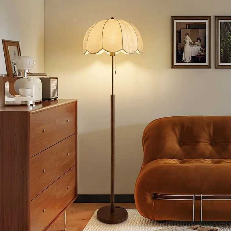 American Vintage Iron Led Floor Lamps Living Room Sofa Side Dimming Standing Lights Bedrooms Bedsides Homestay Cafe Corner Decor M251119